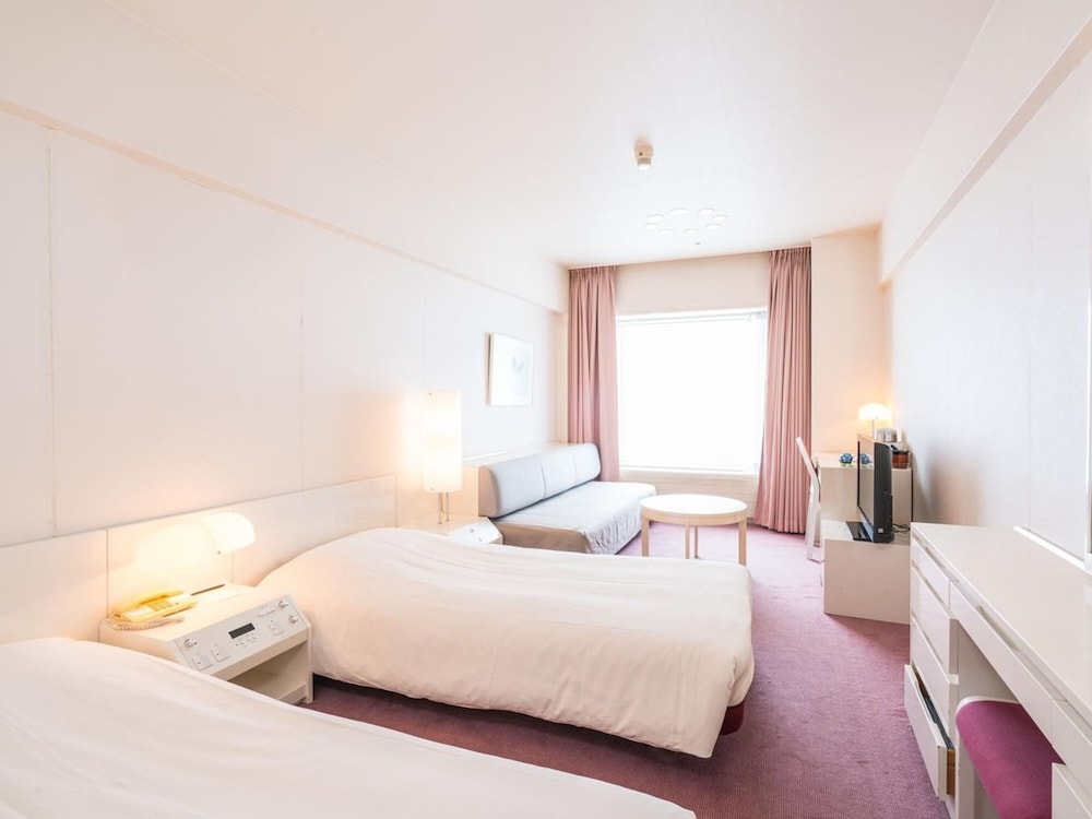 6号館ツインルームA (禁煙) | 苗場プリンスホテル