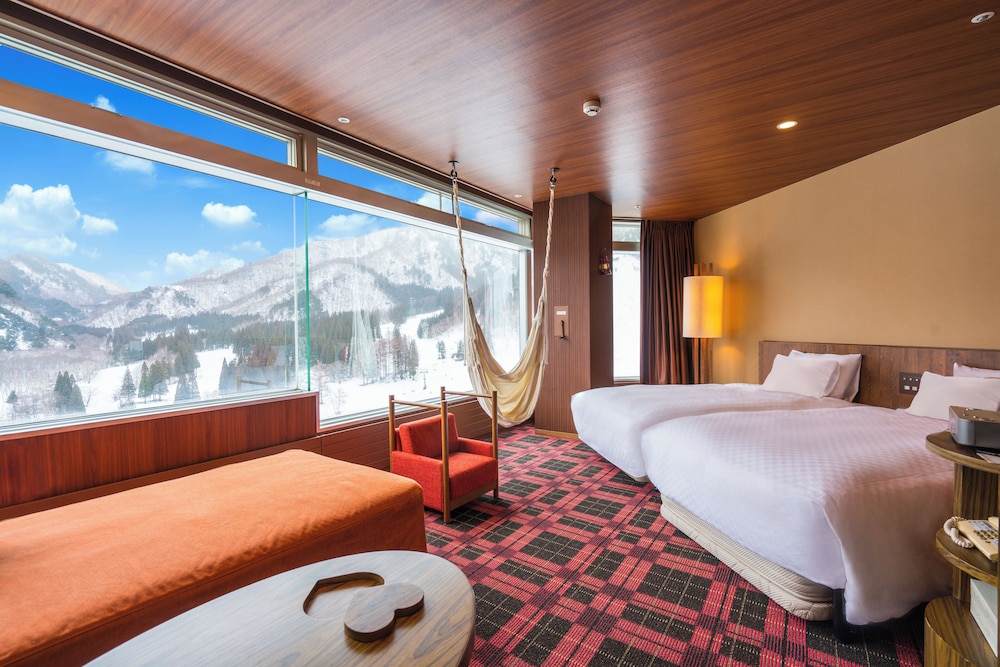 2号館 暖らんROOMハンモック リバーサイド（禁煙） | 苗場プリンスホテル