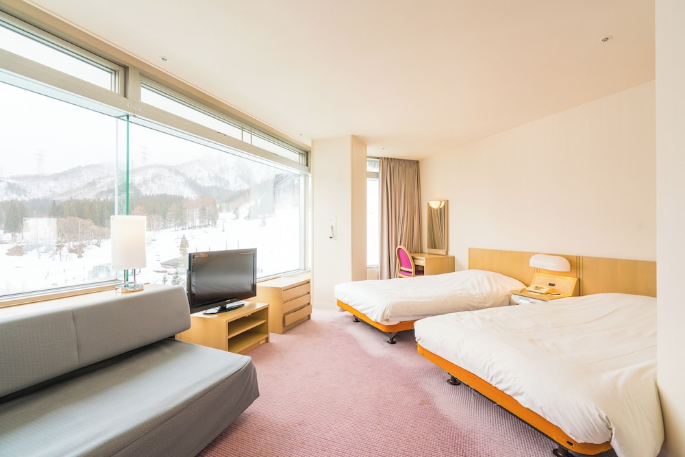 2号館 ファミリーツインC リバーサイド（禁煙） | 苗場プリンスホテル