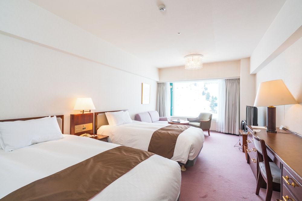 3号館 ツインB ゲレンデビュー（喫煙） | 苗場プリンスホテル