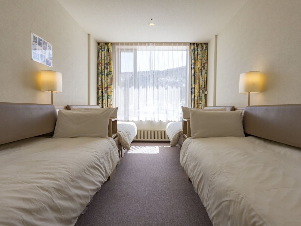 西館4ベッド ルーム 禁煙 | 志賀高原プリンスホテル