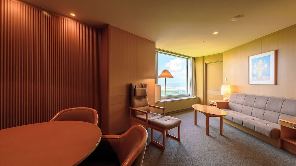 スイートルーム 禁煙 | 新富良野プリンスホテル