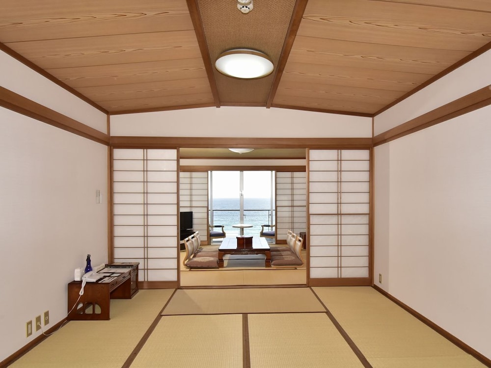 オーシャンビュー 和室A(48㎡) 禁煙 客室1 | 下田プリンスホテル