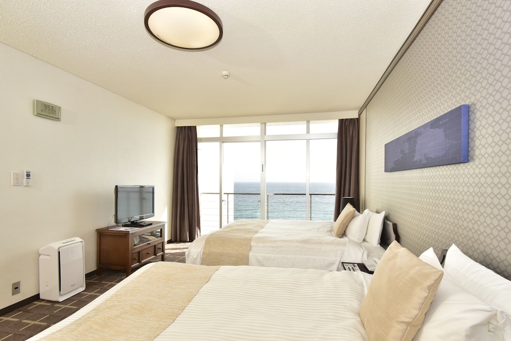 [最上階] オーシャンビュー キャプテンルーム (61㎡) 禁煙 | 下田プリンスホテル