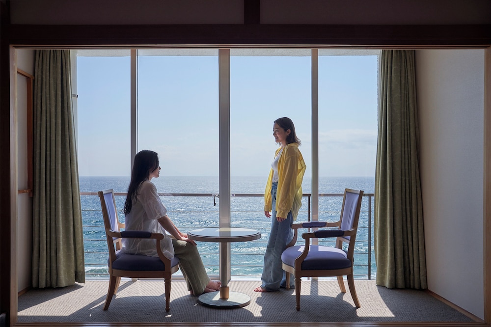 [和洋室] オーシャンビュー スイートルームＡ(61㎡) 禁煙 部屋からの景観0 | 下田プリンスホテル