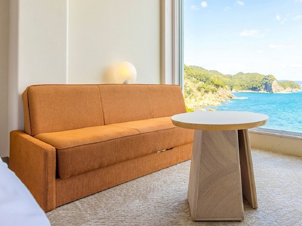 ツインルーム 禁煙 客室8 | 日南海岸南郷プリンスホテル