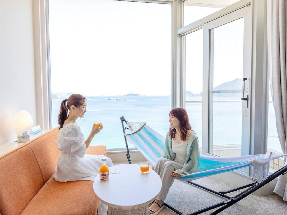 ツインルーム 禁煙 客室11 | 日南海岸南郷プリンスホテル