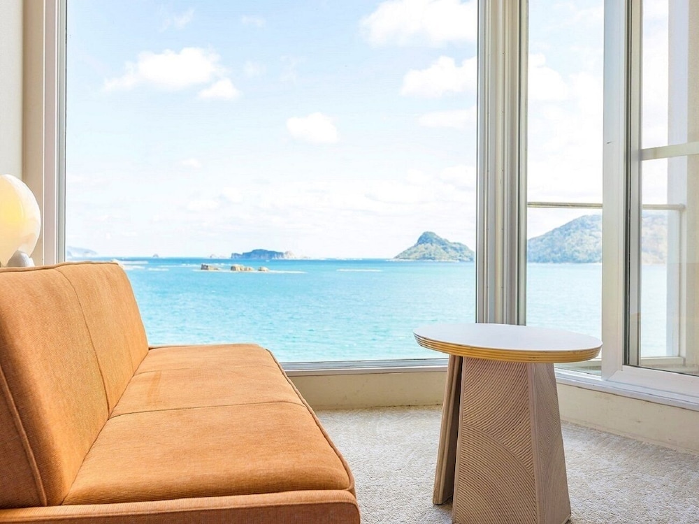 ツインルーム 禁煙 客室7 | 日南海岸南郷プリンスホテル