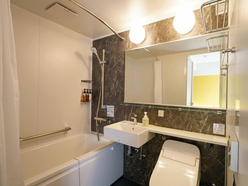 スタンダード ツインルーム バスルーム0 | スマイルホテル東京阿佐ヶ谷