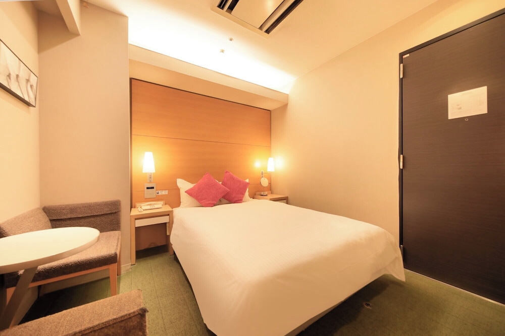 ダブルルームダブルサイズベッド 1 台 禁煙 客室3 | 八重洲ターミナルホテル