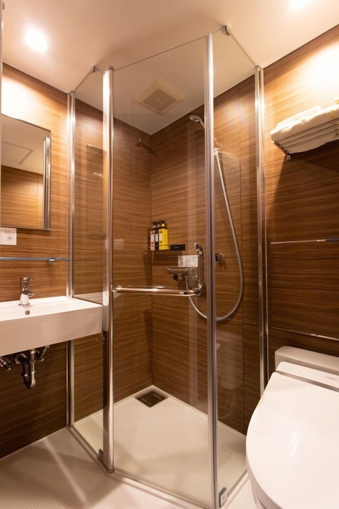 リニューアル [本館] ダブル 禁煙 バスルーム0 | 松江ニューアーバンホテル