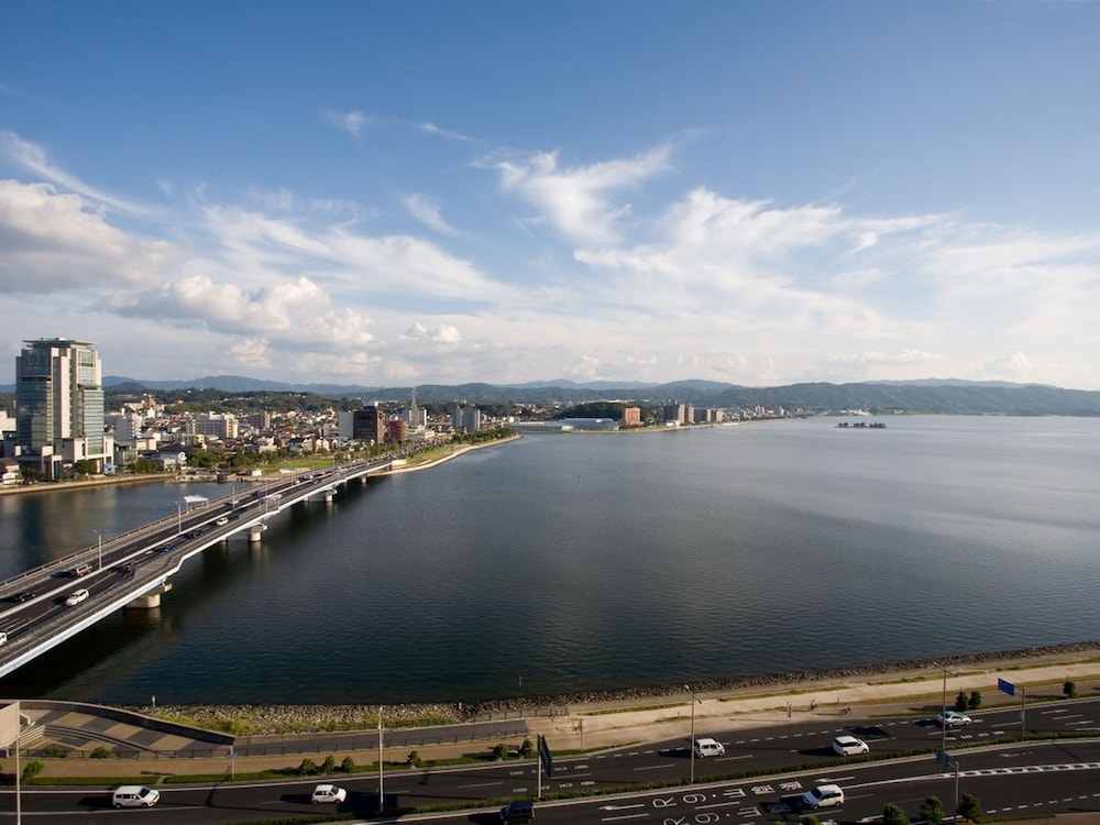 [別館] スタジオツイン (湖側) 禁煙 レイク ビュー0 | 松江ニューアーバンホテル