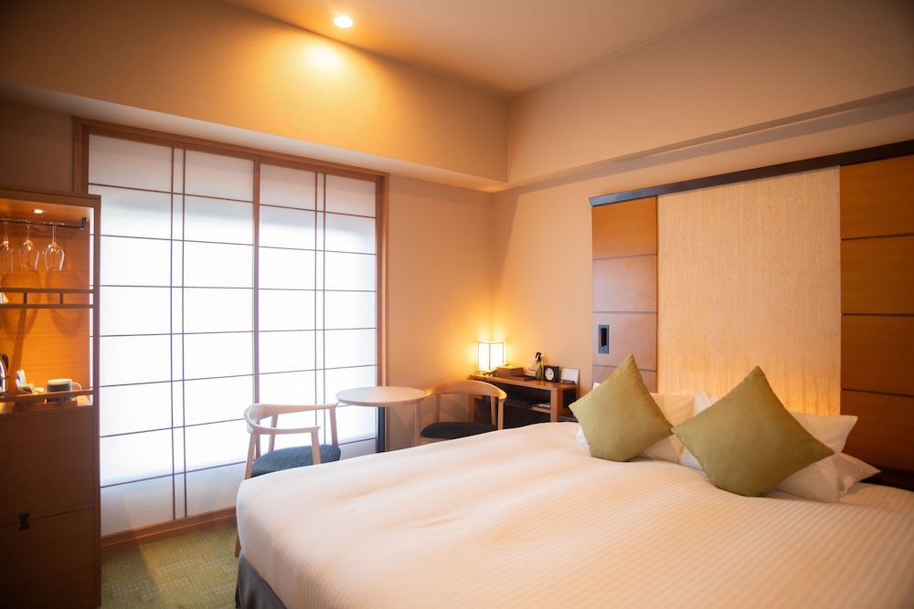 スタンダードダブル禁煙 (160cmベッド、デスクなし) | 庭のホテル 東京