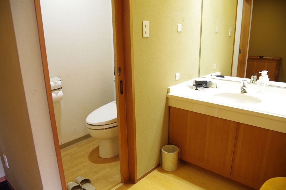 和室 禁煙 バスルーム0 | 万座プリンスホテル