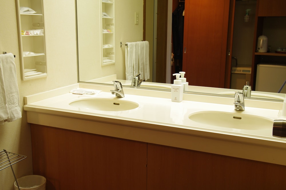 ファミリー ルーム 禁煙 客室1 | 万座プリンスホテル