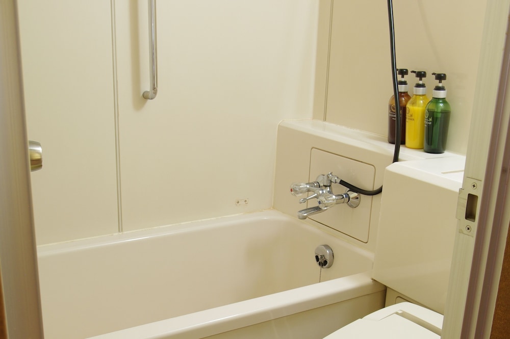 ファミリー ルーム 禁煙 バスルーム0 | 万座プリンスホテル