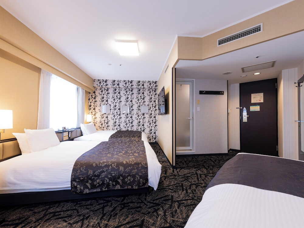 トリプルルーム ベッド (複数台) 禁煙 | アパホテル〈小倉駅前〉