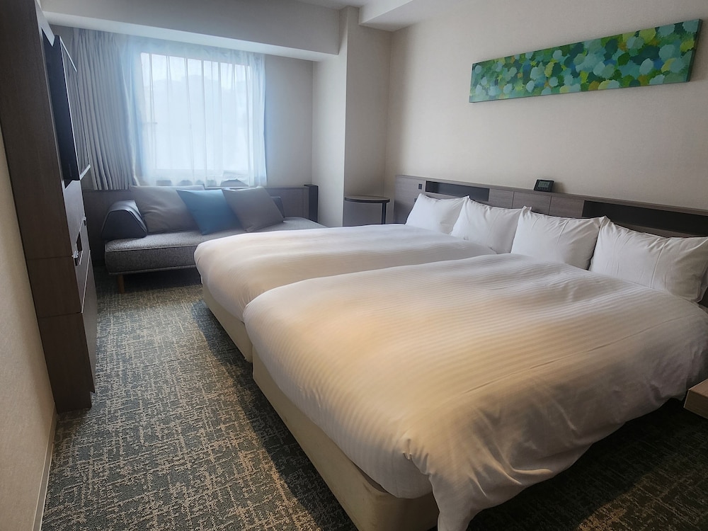 本館ツインルーム 禁煙 クアトロ 客室3 | ホテルエミシア東京立川