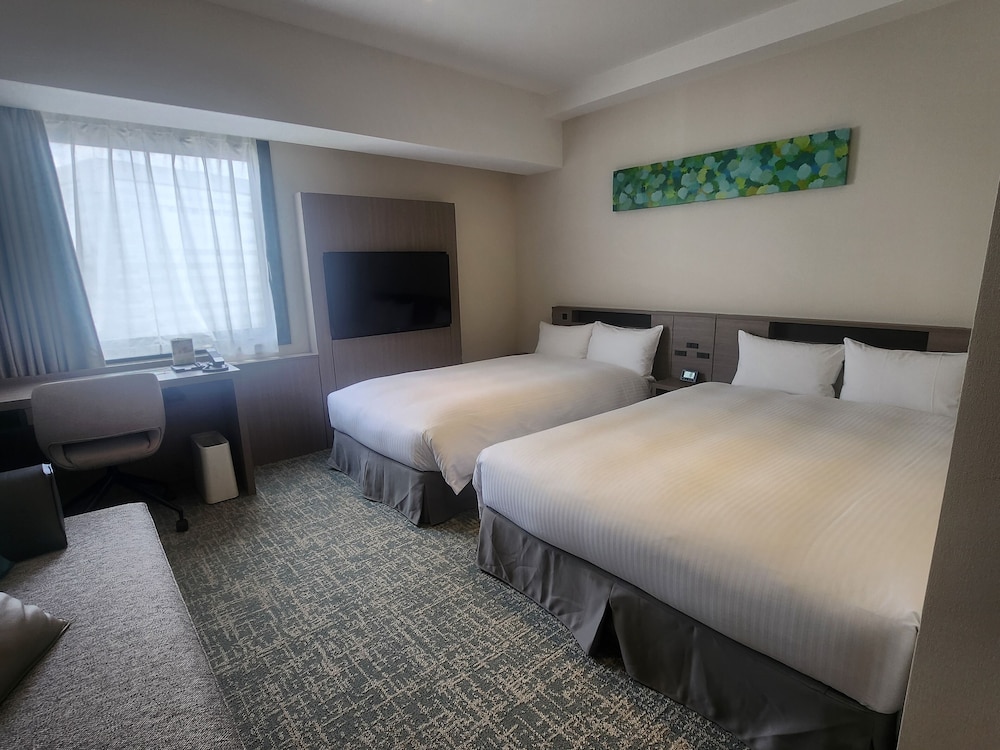 本館ツインルーム 禁煙 クアトロ 客室2 | ホテルエミシア東京立川