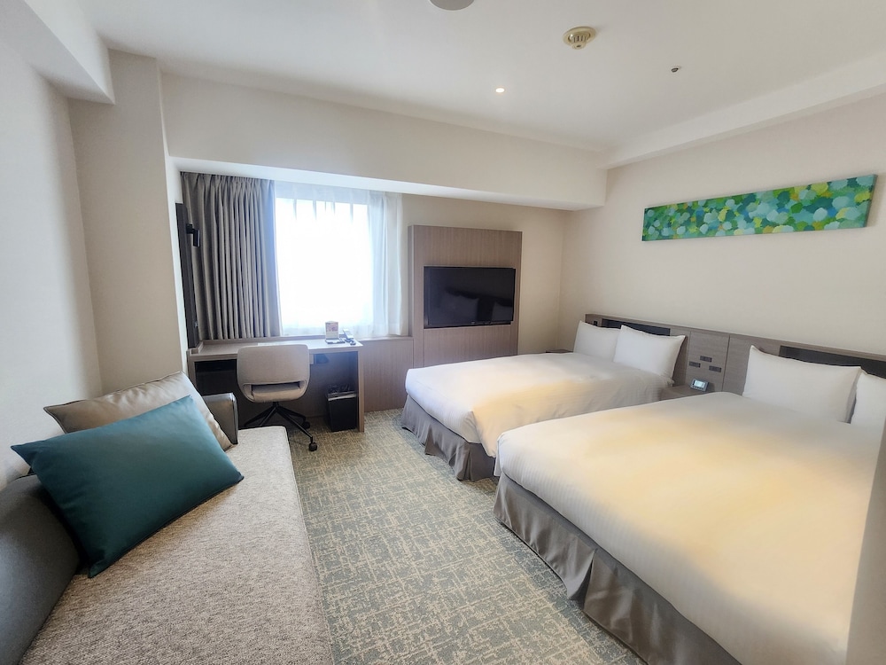 本館ツインルーム 禁煙 クアトロ 客室4 | ホテルエミシア東京立川