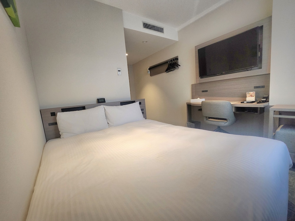 本館ダブルルーム 禁煙 客室1 | ホテルエミシア東京立川