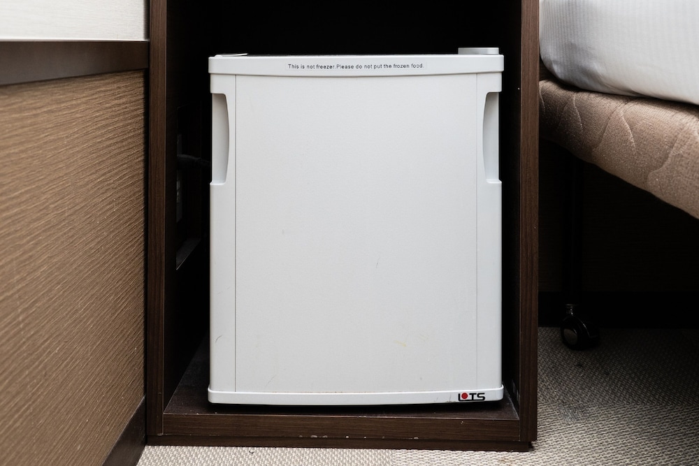 [喫煙可] セミダブルルーム(メインビルディング) 客室の設備とサービス2 | ホテルサンライト新宿