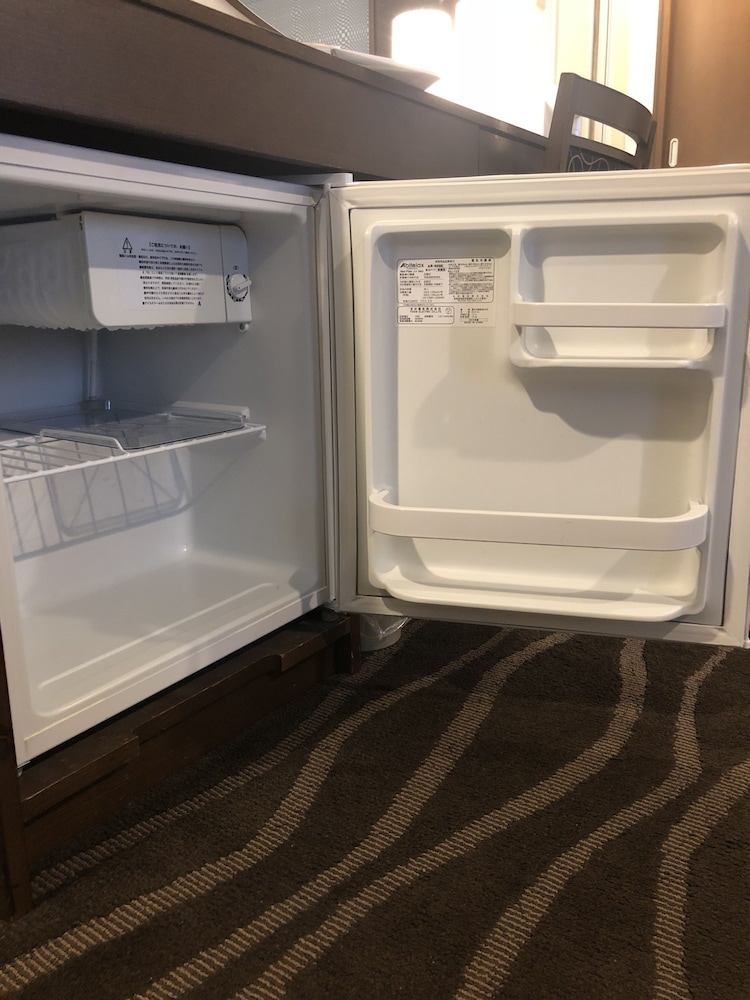 エコノミー ダブルルーム 禁煙 小型冷蔵庫1 | 渋谷東武ホテル