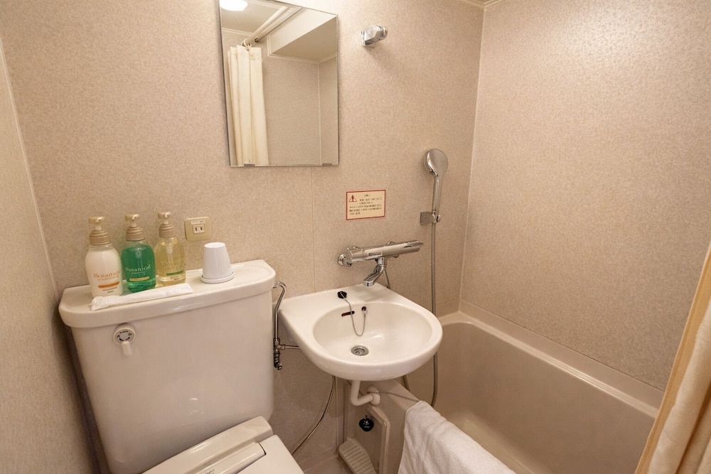 ベーシック ダブルルーム 禁煙 バスルーム0 | サクラホテル幡ヶ谷