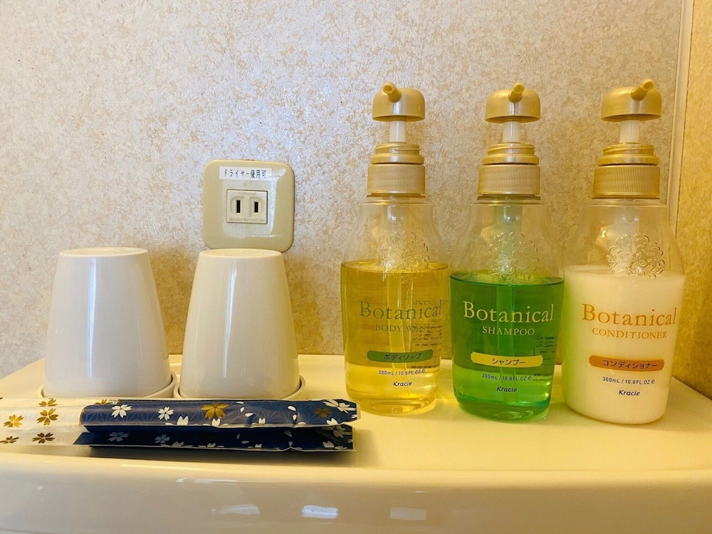 ベーシック トリプルルーム 禁煙 バスルーム1 | サクラホテル幡ヶ谷