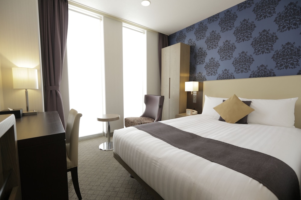 デラックス ダブルルーム ダブルベッド 1 台 禁煙 客室1 | メルキュール横須賀