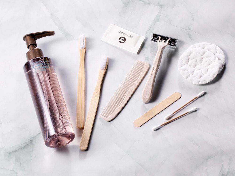 スタンダード ダブルルーム ダブルベッド 1 台 禁煙 客室3 | メルキュール横須賀