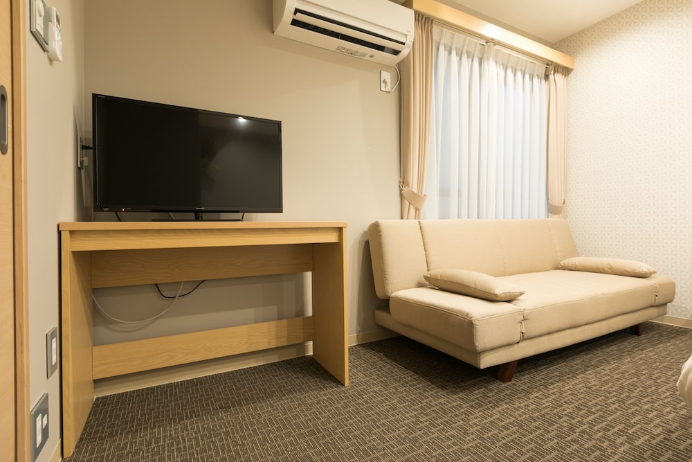 スタジオ アパートメント リビング エリア0 | Stay SAKURA Kyoto 御苑東