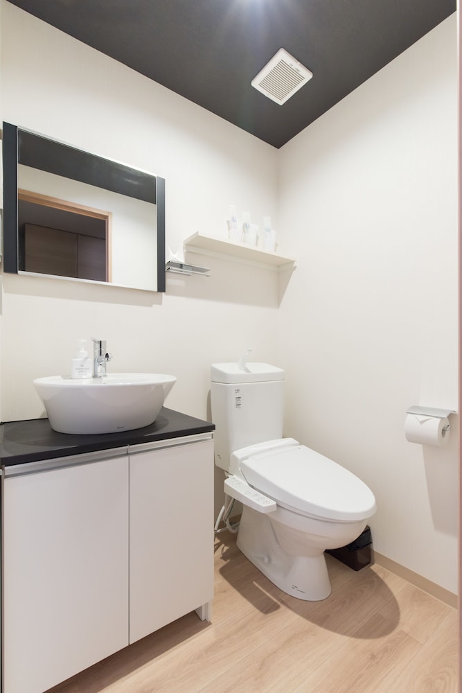 ファミリー スタジオ バスルーム1 | Stay SAKURA Kyoto 御苑東