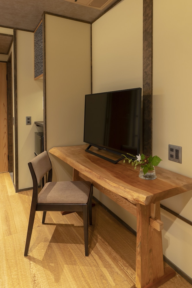 THE MACHIYA スーペリアツインルーム テレビ0 | THE MACHIYA Kamiumeya