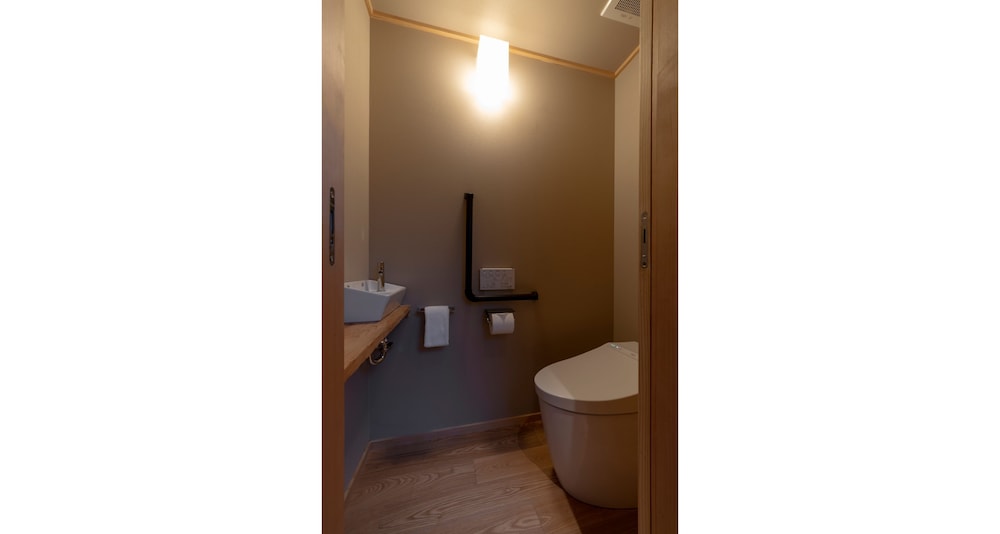 UME ジャパニーズガーデンスイート バスルーム1 | THE MACHIYA Kamiumeya