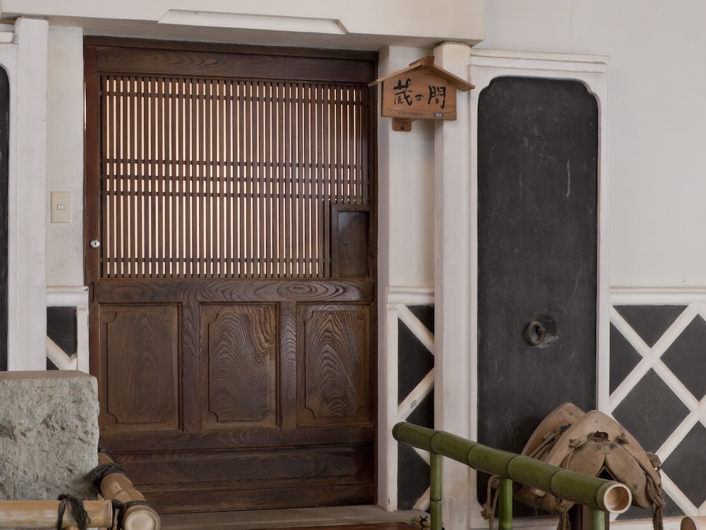 ＜本館＞メゾネット「蔵の間」[フォースベット] 客室0 | 東府や Resort&Spa-Izu