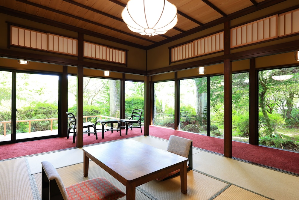 春風荘 (定員4名 1階「常盤」露天風呂付) 禁煙 | 松坂屋本店