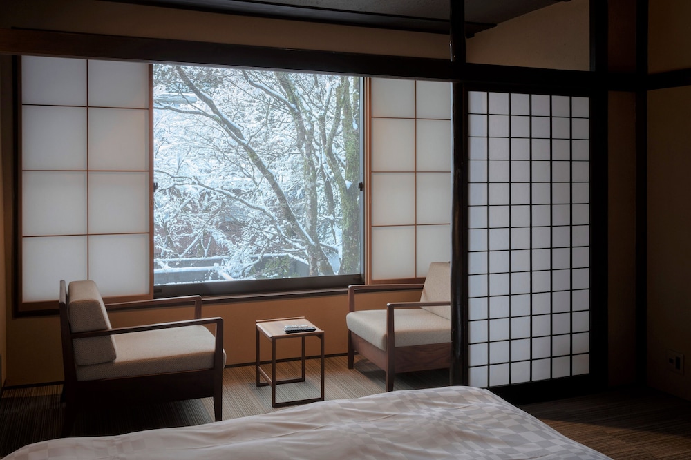 ラグジュアリー 和洋室 露天風呂付 客室5 | 松坂屋本店