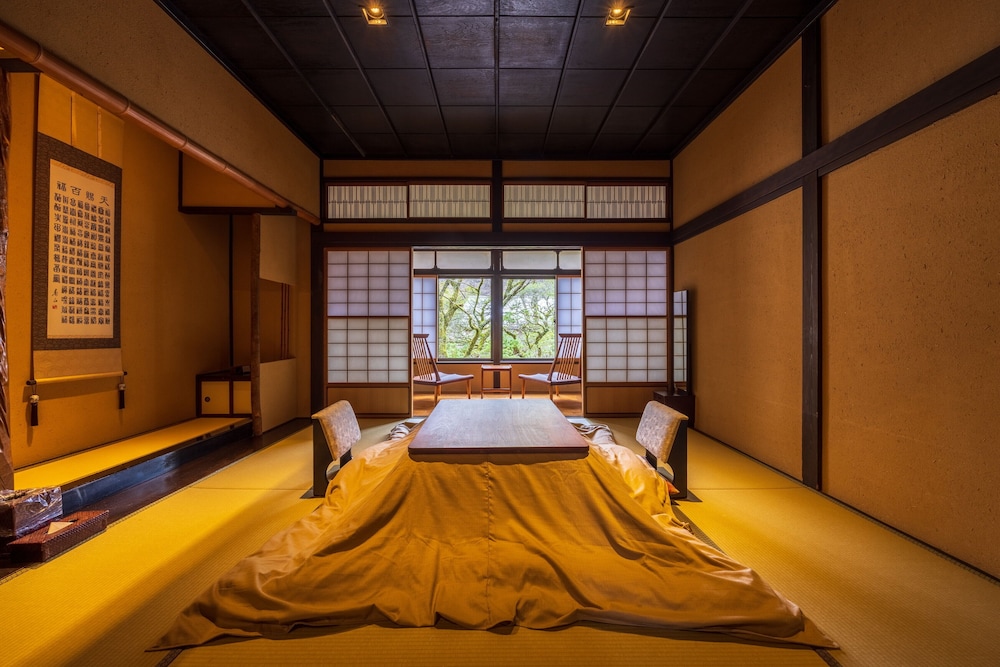 スーペリア ツインルーム 浴槽 客室9 | 松坂屋本店