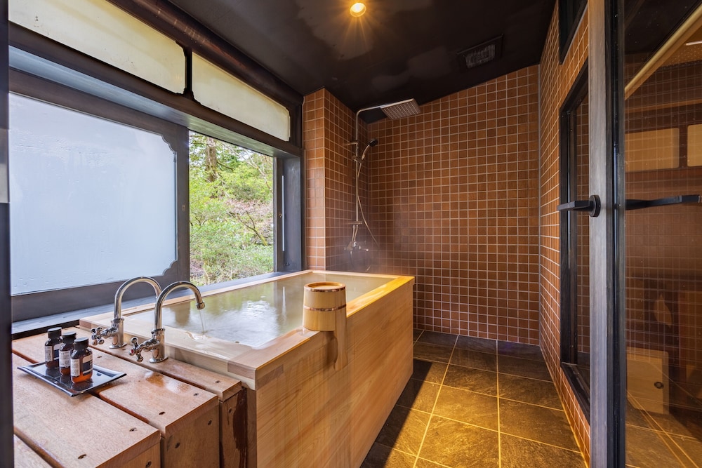 スーペリア ツインルーム 浴槽 客室8 | 松坂屋本店