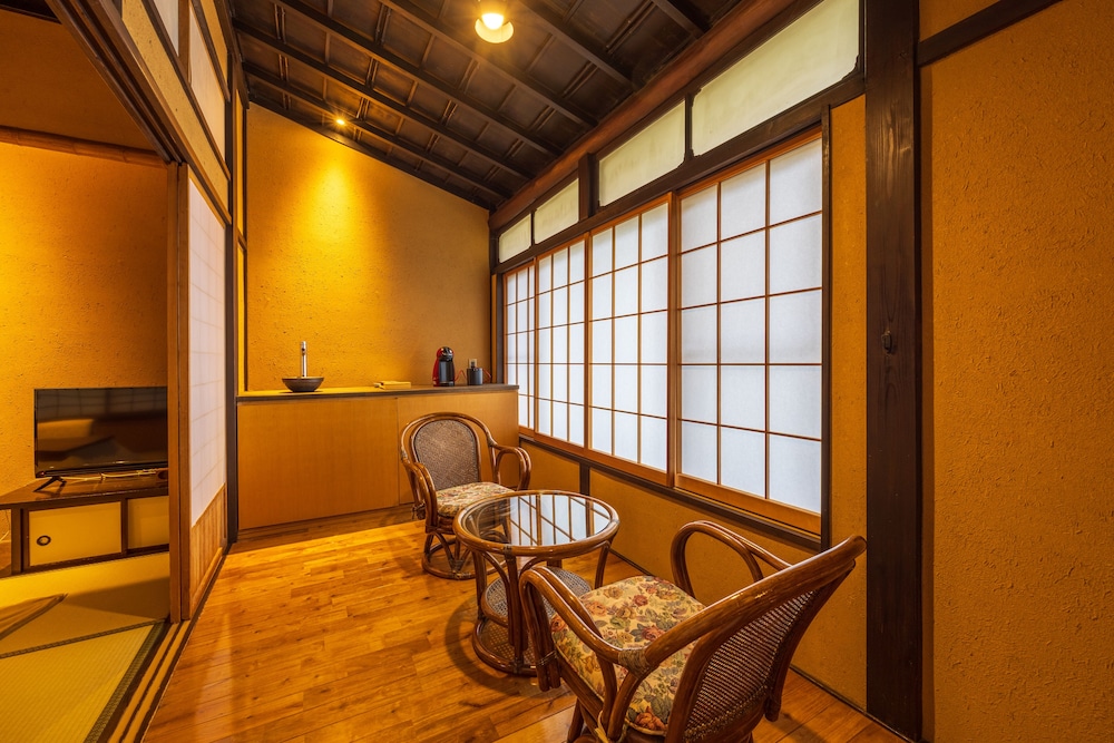 ベーシック ツインルーム 浴槽 客室7 | 松坂屋本店