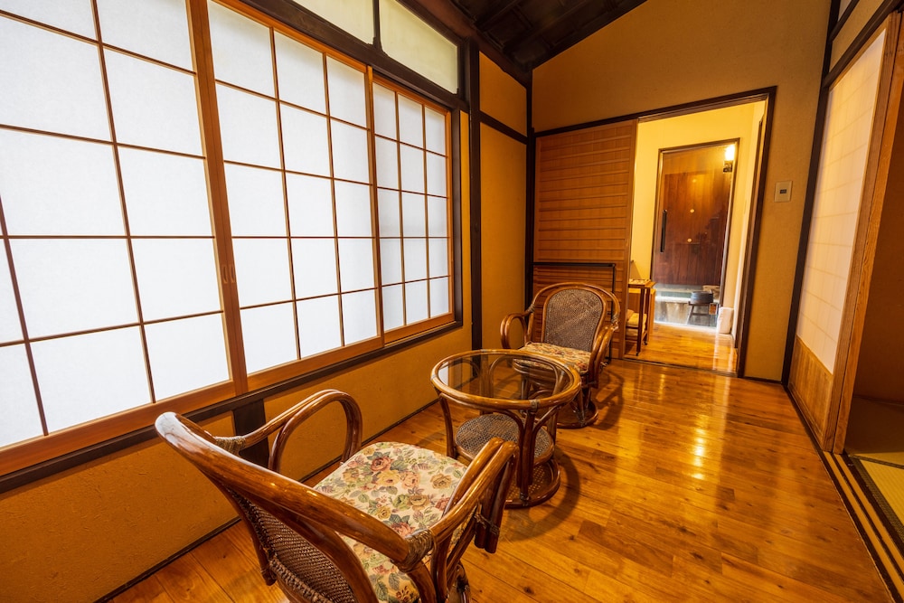 ベーシック ツインルーム 浴槽 客室3 | 松坂屋本店