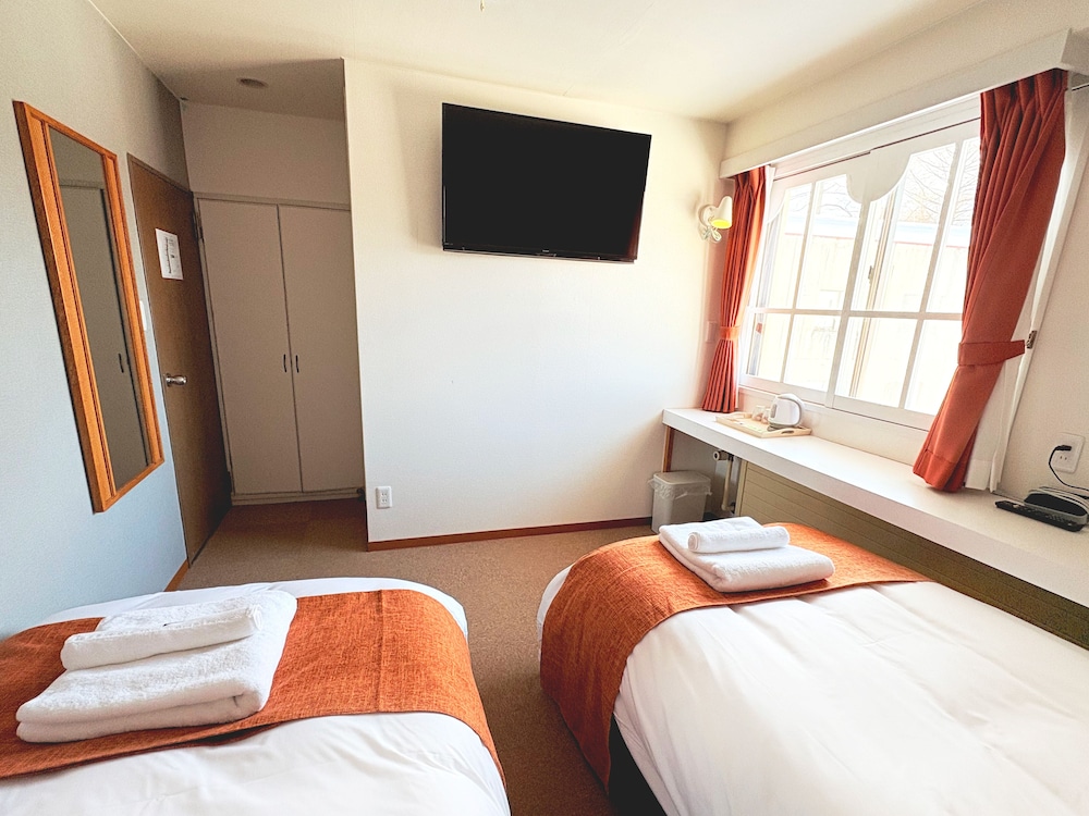 Standard Twin 客室1 | Xplore by Active Life