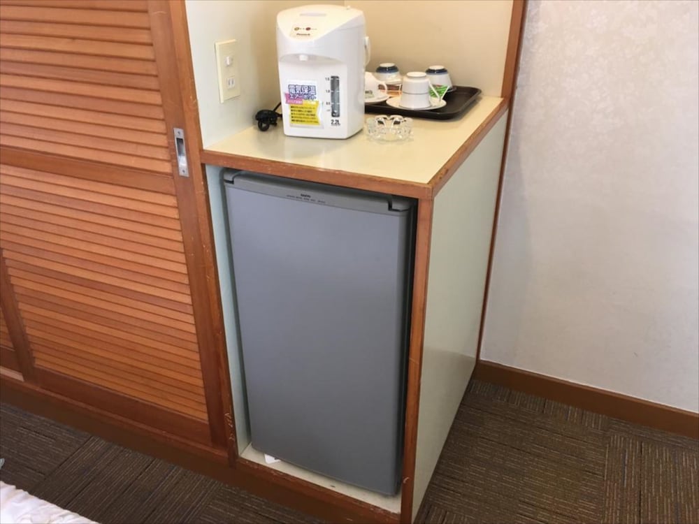 ダブルルーム 喫煙可 小型冷蔵庫0 | サンライズ観光ホテル