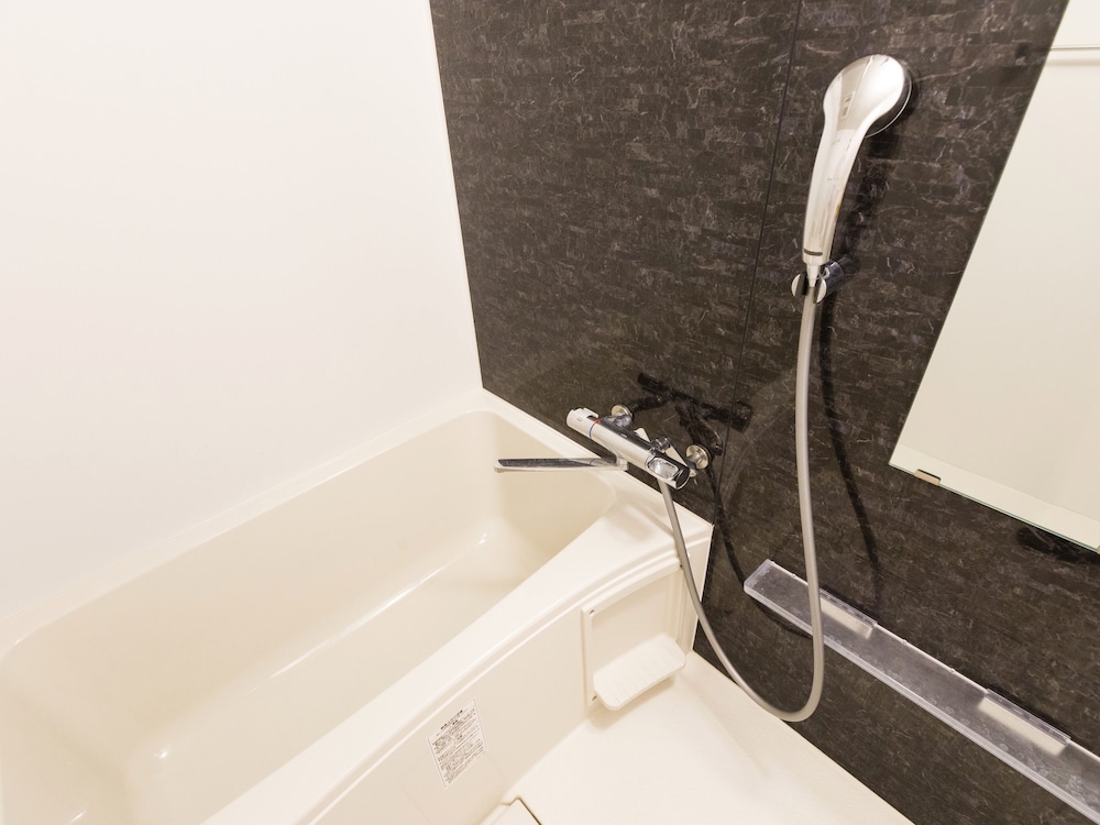 スーペリア ダブルルーム ダブルベッド 1 台ソファーベッド付き 禁煙 バスルーム1 | ミスター金城 イン ぐすく