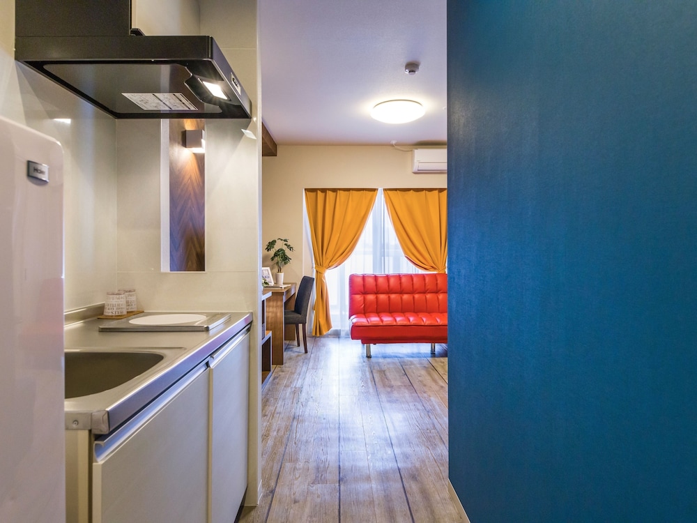 スーペリア ダブルルーム ダブルベッド 1 台ソファーベッド付き 禁煙 専用キッチン0 | ミスター金城 イン ぐすく