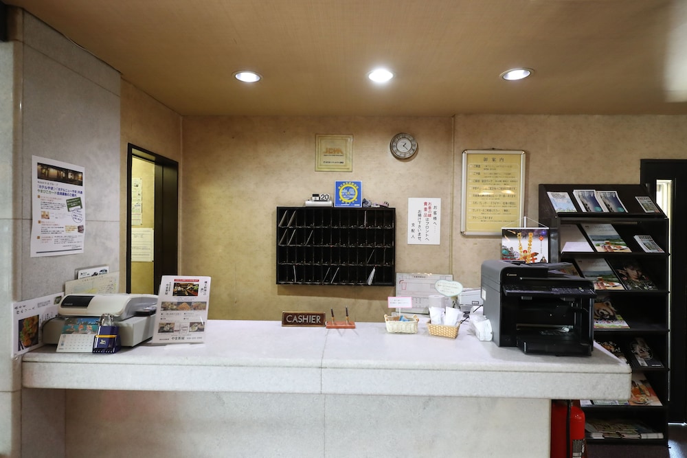 ロビー1 | ホテルやま