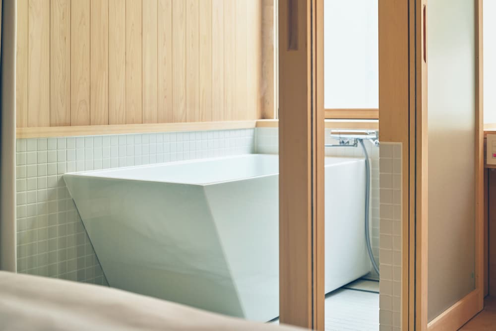 メゾネットルーム セミダブルベッド2台 禁煙 バスルーム1 | SHONAI HOTELSUIDEN TERRASSE