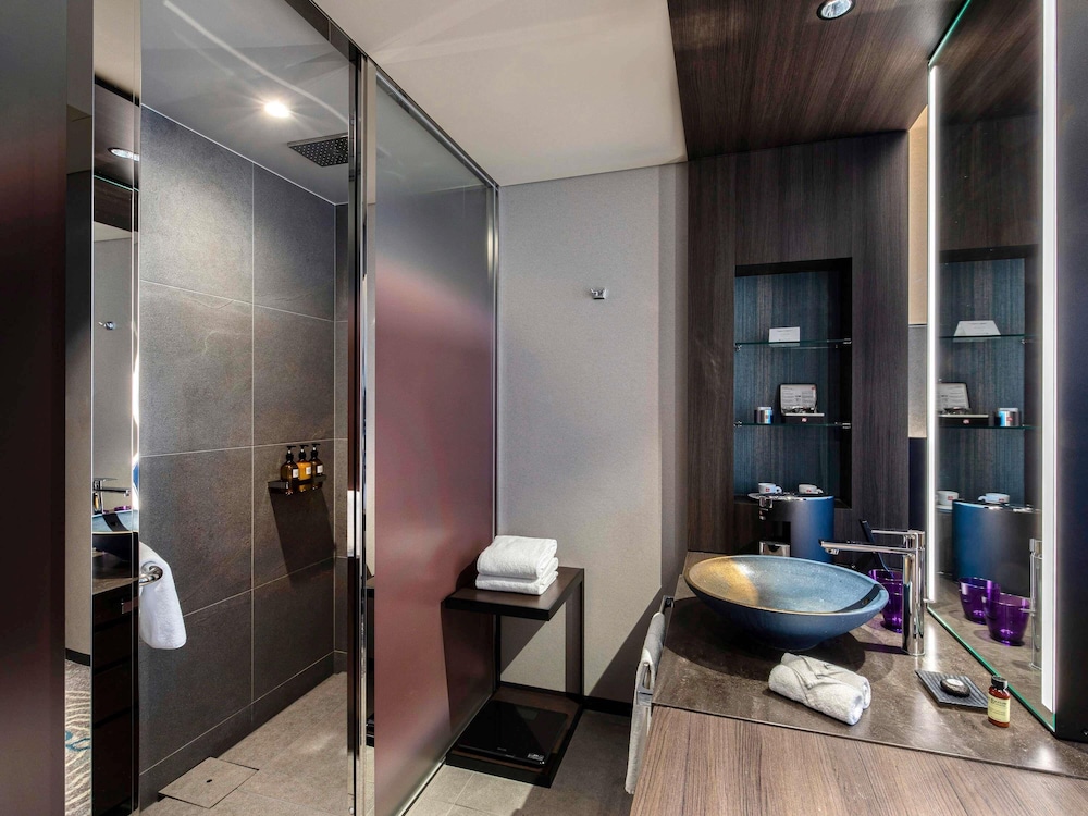 スーペリア ルーム キングベッド 1 台 客室12 | プルマン東京田町