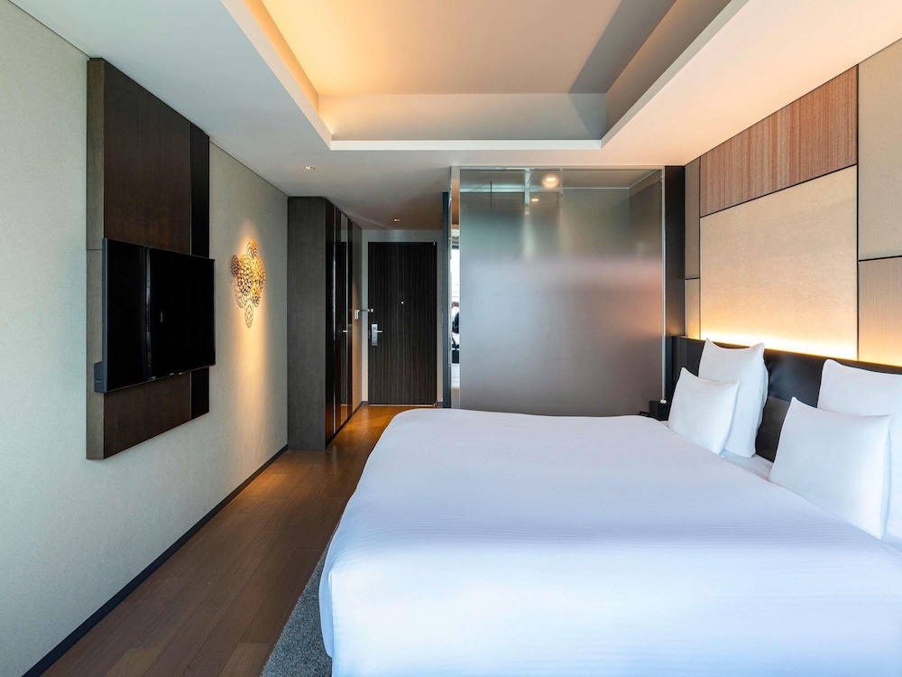 スーペリア ルーム キングベッド 1 台 エグゼクティブラウンジアクセス (Executive) | プルマン東京田町